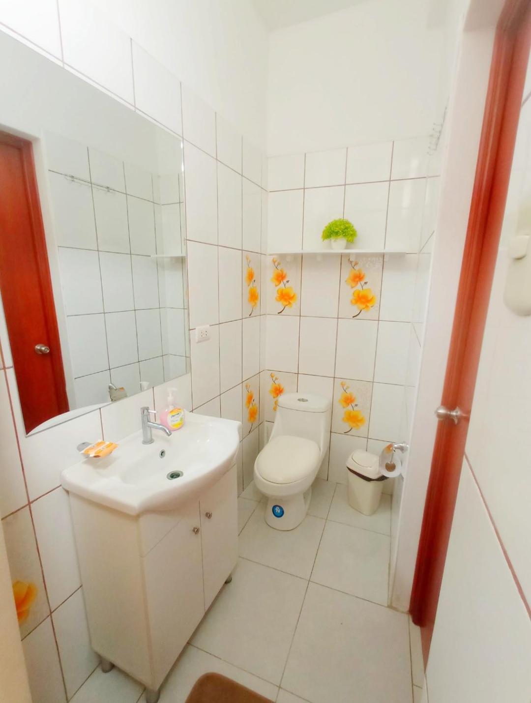 Deluxe Hotel Talara - A 5 Minutos Del Aeropuerto Y Plaza De Armas Zimmer foto