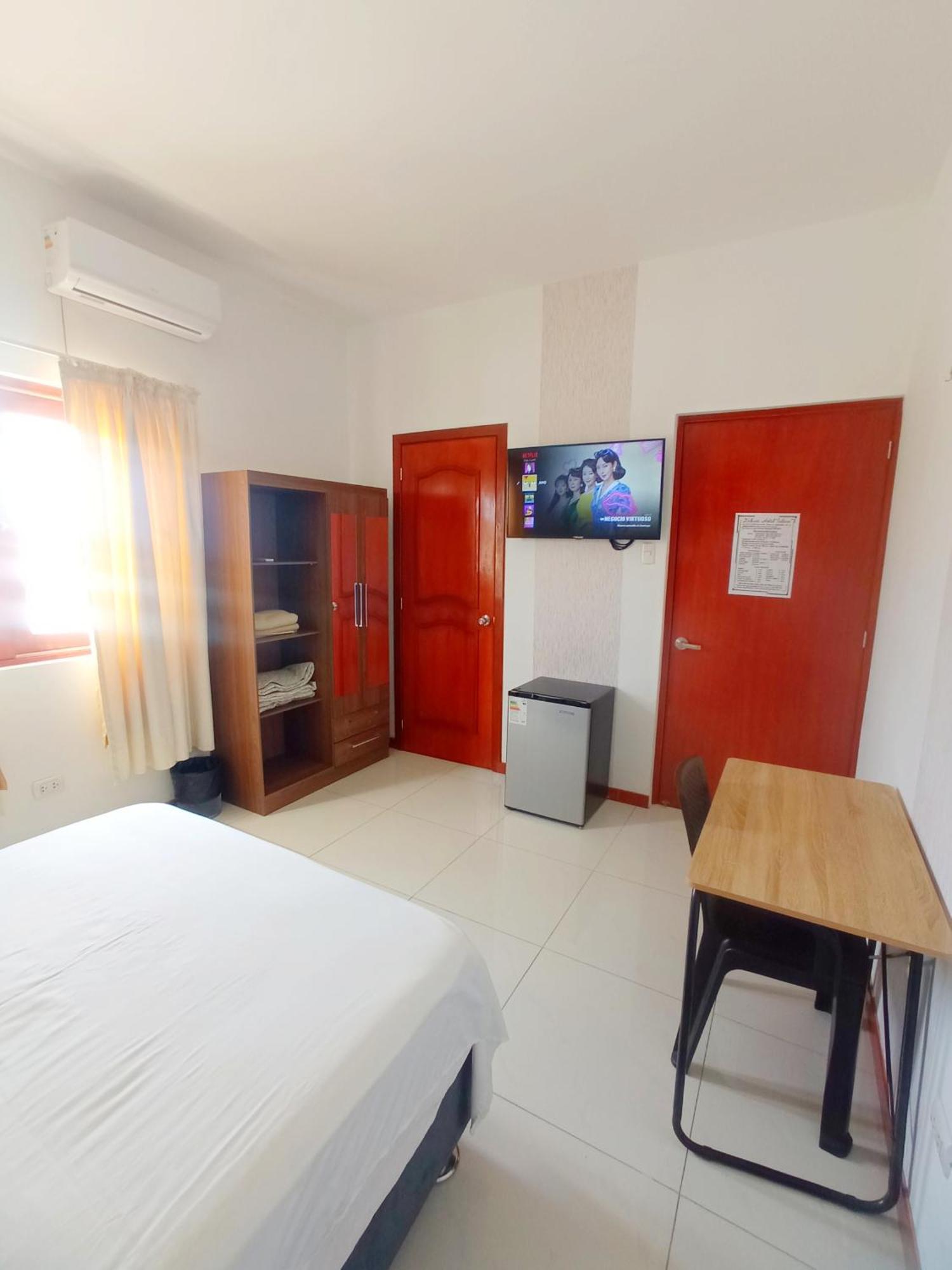 Deluxe Hotel Talara - A 5 Minutos Del Aeropuerto Y Plaza De Armas Exterior foto