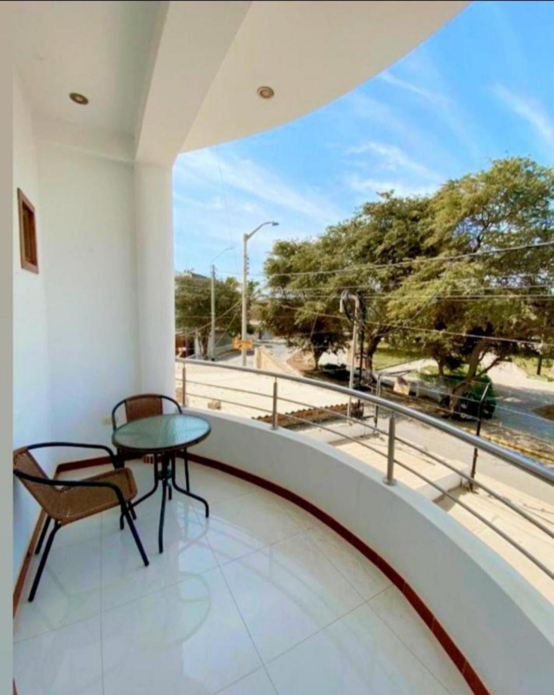Deluxe Hotel Talara - A 5 Minutos Del Aeropuerto Y Plaza De Armas Zimmer foto